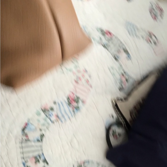 NWT Dooney and Bourke Camel Hobo Bag Retired Style - Picture 8 of 9